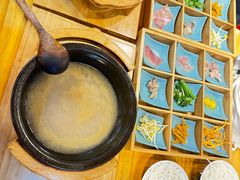 -勺子米线·云南传统小吃市集(四方街店)