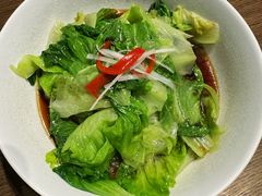 白灼时蔬-大中华酒楼·主席武昌鱼·武汉美食地标(江汉路步行街店)