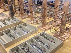 -肆兮眼镜·蔡司·徕卡战略合作店(大坪店)