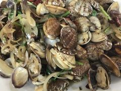 -东来菜馆•手抓海鲜家常菜•海鲜锅贴(鸽子窝店)