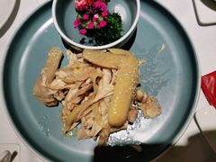 盐焗手撕鸡-尚一汤 广东炖汤(金桥国际店)