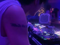 -M2 PLUS CLUB(滨海北路店)