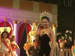 -金东尼人妖秀