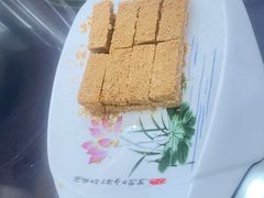-湖南人家湘菜馆(镇江路店)
