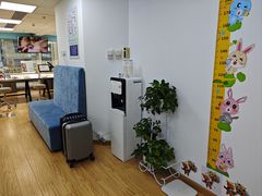 -优视觉视光中心•青少年近视防控(新世界中心写字楼店)