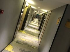 -成都太古里总府王府井亚朵X酒店