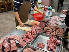 -标记美食新鲜猪杂(兴南大道店)