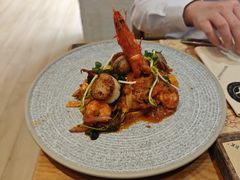 -Mark&Mars Restaurant