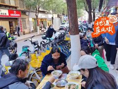 -文山荷鲜居(翠湖店)