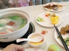 -泉福居酱骨头自助广场(南大街商业步行街店)