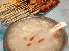-聚在尊味虾皇·夜宵市集(象湖店)