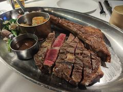 炭扒谷饲战斧牛排-Kathleen's Waitan 凯圣琳江景西餐厅(外滩店)