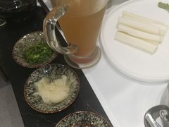 -红鼎豆捞·非遗鲍皇汤火锅(宝丰路店)