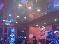 -何师傅美蛙鱼头(汉街店)