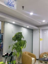 -苗医生专业祛痘·皮肤管理