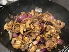 鸡煲-胡须佬鸡煲四季火锅(龙珠大道店)