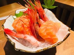 刺身拼盘（中）-初居食屋日式料理(万象城购物中心店)