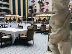 -北京王府井天伦王朝酒店