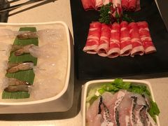 -海底捞火锅鲜切牛肉主题店(长寿路店)