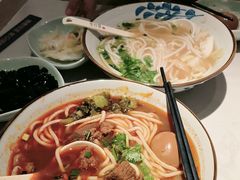 -鑫花溪牛肉米粉(凤凰街创始总店)