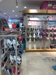 -孩子王童乐园(唐山万达广场店)