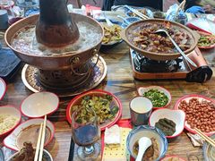 -阿郎龙虾烧烤海鲜馆(苏河融景店)