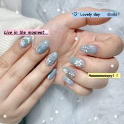 -UN·桃喜日系美睫美甲