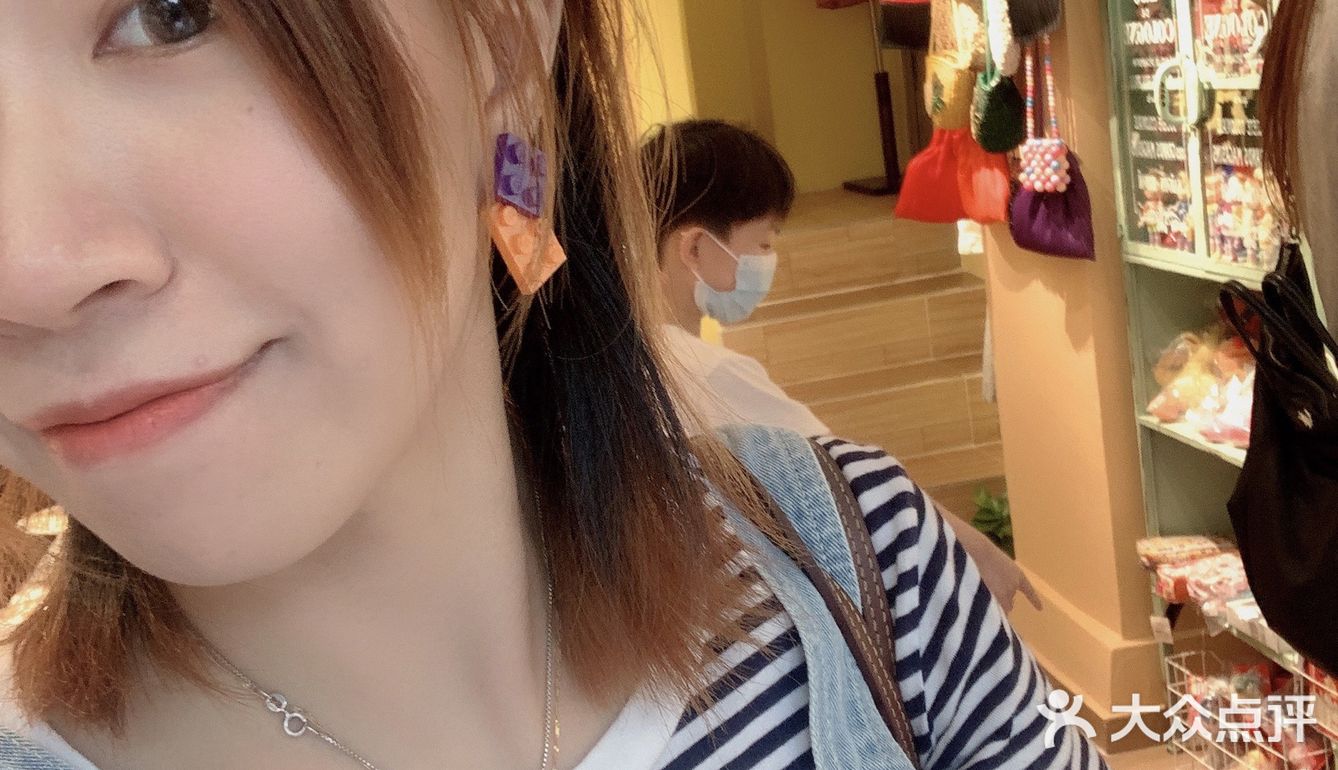 眼睛… 我是一個喜歡收藏 眼睛裝飾品的愛好者！