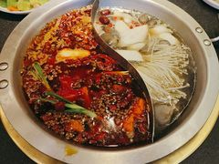 -沸炉重庆老火锅(军事博物馆店)