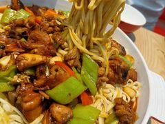 -尕盼舍连锁餐饮大盘鸡拌面王(中和美食街店)
