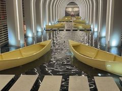 -涨巢·潮玩水疗局