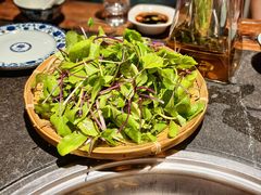 -大匠工房古船木艺术餐厅·猪肚鸡专门店(长白仙岛店)