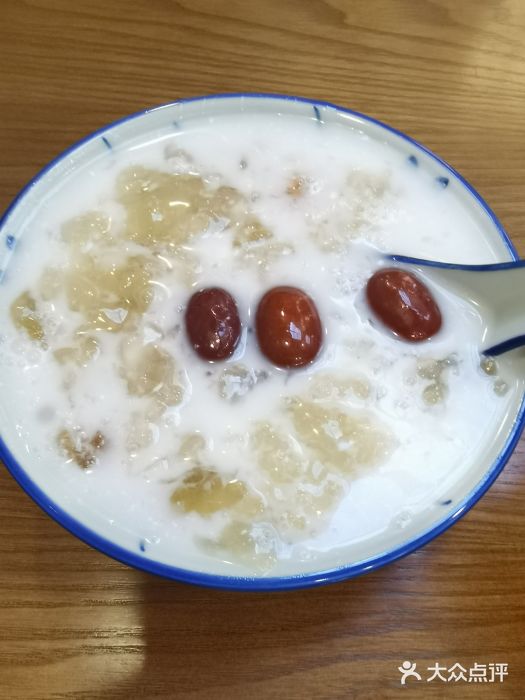 一心甜汤(丹凤街店)桃胶银耳西米露图片