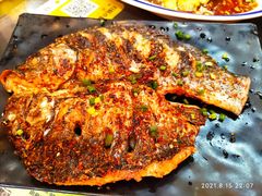 秘制烤鲫鱼-地摊风云龙虾烧烤铺(裕民店)