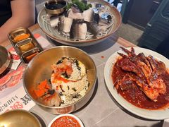 -草家酱蟹炭火烤肉店(珲春南路一店)