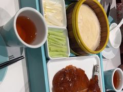 -姚姚酸菜鱼·金戈戈香港豉油鸡(喜荟城联名店)