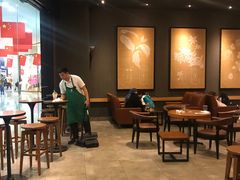 -星巴克(泰安万达店)