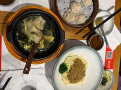 -馋三尺蟹粉小笼(人民广场店)