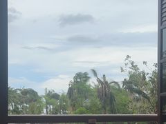 -亚龙湾喜来登·美景台大堂吧
