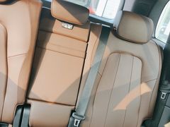 -上海星瀚奔驰4S店(红柳路店)