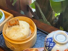 -银米·云南传统过桥米线(双廊黑金冠店)
