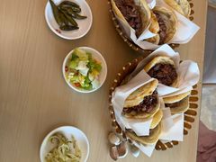 -闫家驴肉老店(华电一校店)