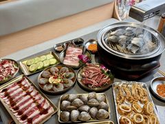 -围炉肉舍•炭烤活鳗•丹东海鲜烤肉(步行街店)