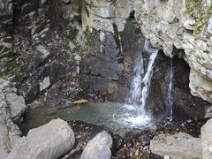 -藏龙百瀑风景区