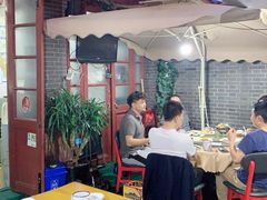 大堂-做了不起的80后