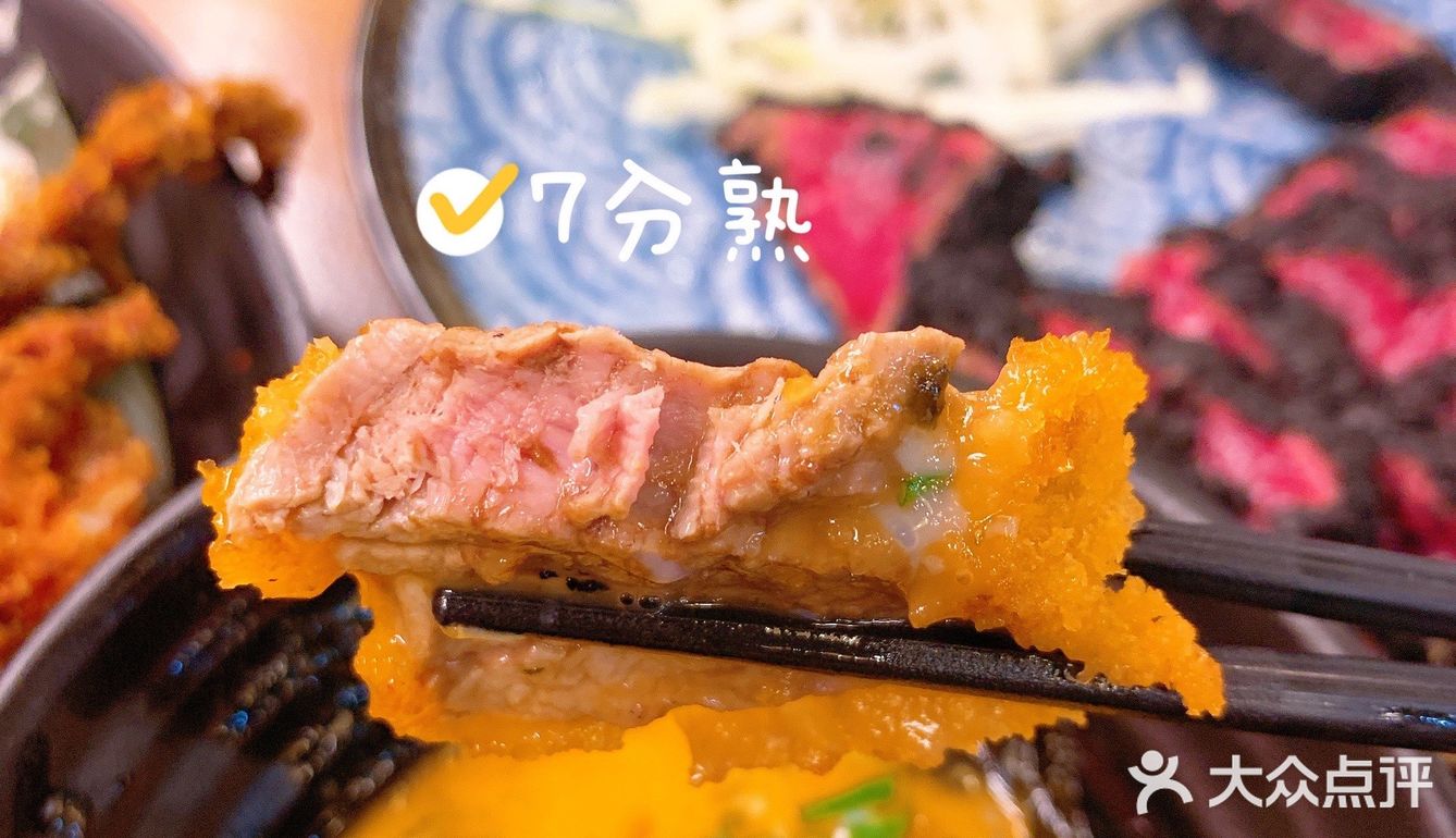 魔都约会首选地｜平价新潮又好吃的火山石料理