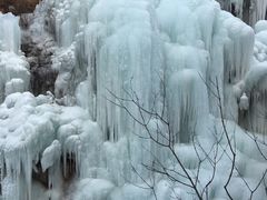 -大平台龙居瀑布旅游区