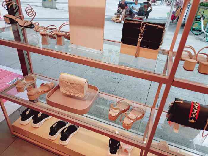 戈美其-"尚都对面 一家鞋店 名字叫戈美其 ."-大众点评移动版