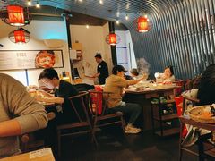 -尚尚仙·酸汤猪手·猪肚鸡火锅(华联万柳购物中心店)