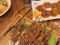-花儿穆萨·烤肉餐厅(石马坪店)